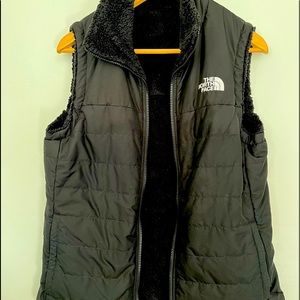 The North Face Reversible Furry Fleece Vest Size Medium. Like new, used twice.